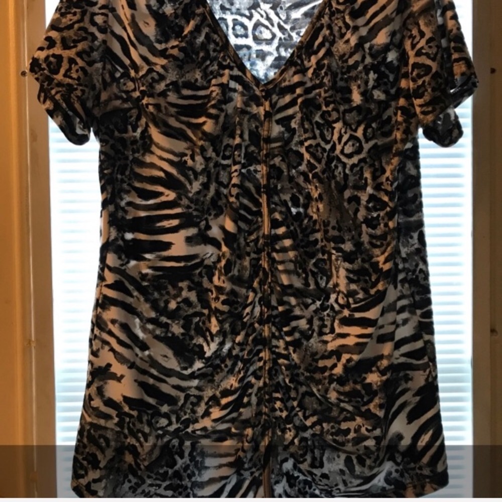 XL zebra print shirt
